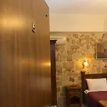 Ξενοδοχείο Spot *