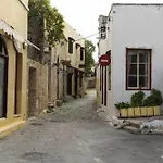 Ξενοδοχείο Spot *