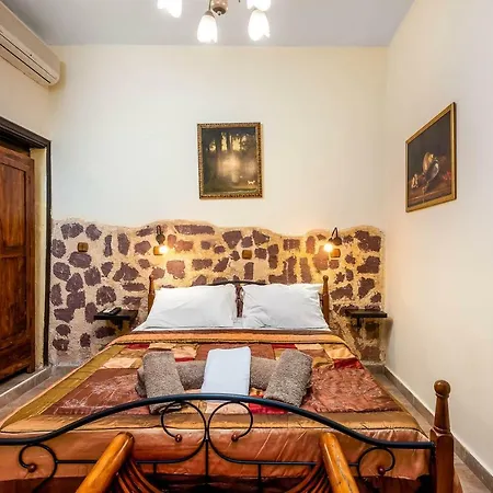 Spot Hotel