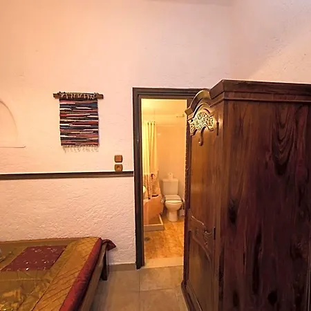 Готель Spot *